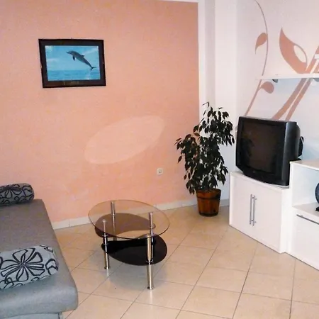 Affittacamere And With Parking Space Krk - 5371