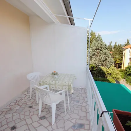 Rooms With A Parking Space Krk - 5371