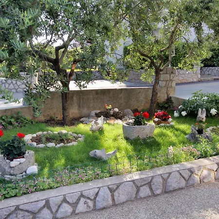 And With Parking Space Krk - 5371 Guest house Krk Town